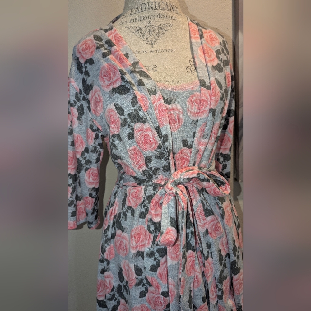 Rene Rofe Gray and Pink Floral Robe Size MEDIUM